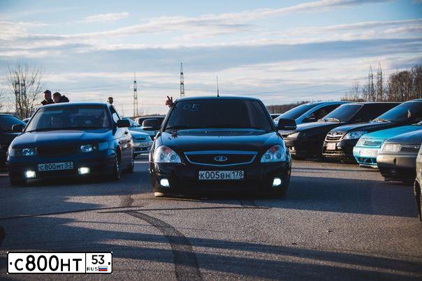 Фото автомобиля CHEVROLET NIVA, 2006 — госномер С800НТ53. Цвет: ЧЕРНО-СИНИЙ МЕТ