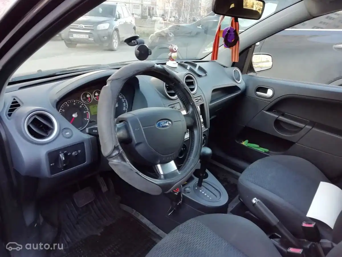 Фото автомобиля OPEL ASTRA, 2007 — госномер В756УУ57. Цвет: СИНИЙ