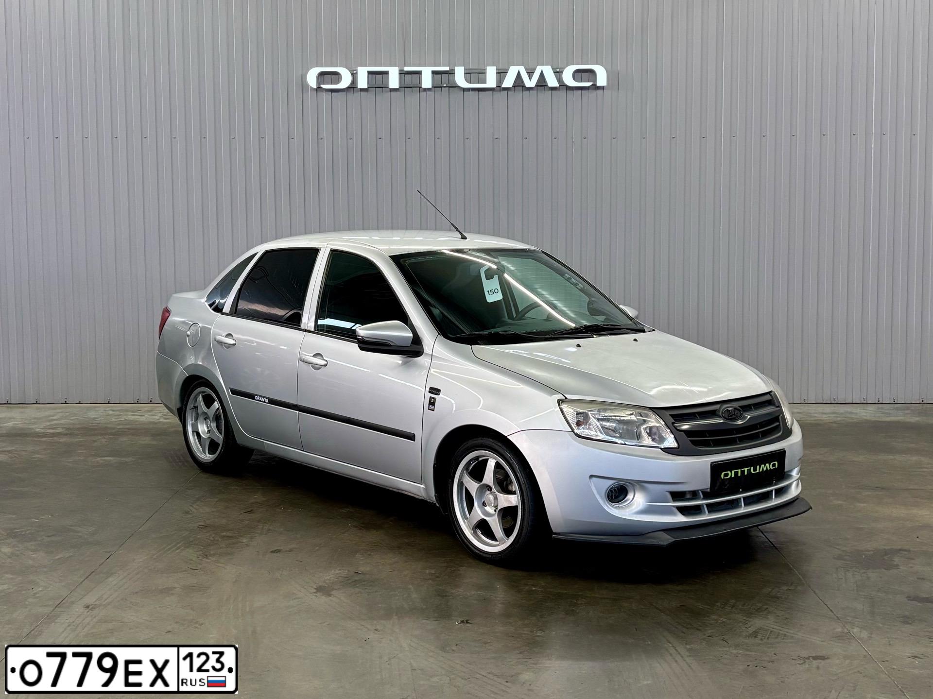Фото автомобиля LADA GRANTA, 2012 — госномер Е627АО01