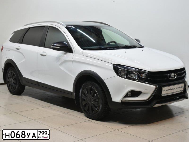 Фото автомобиля LADA VESTA GFК440, 2021 — госномер Н068УА799. Цвет: БЕЛЫЙ-ЧЕРНЫЙ