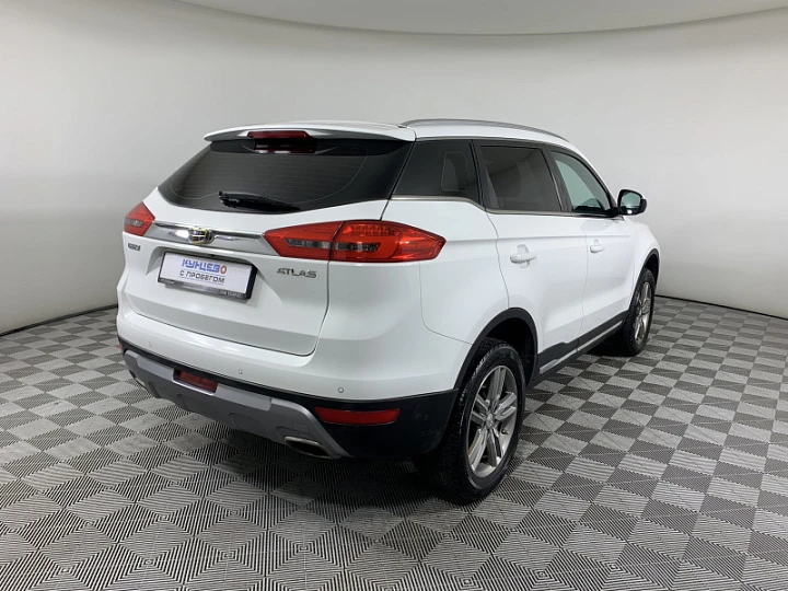 Фото автомобиля GEELY ATLAS, 2018 — госномер А404ВК550