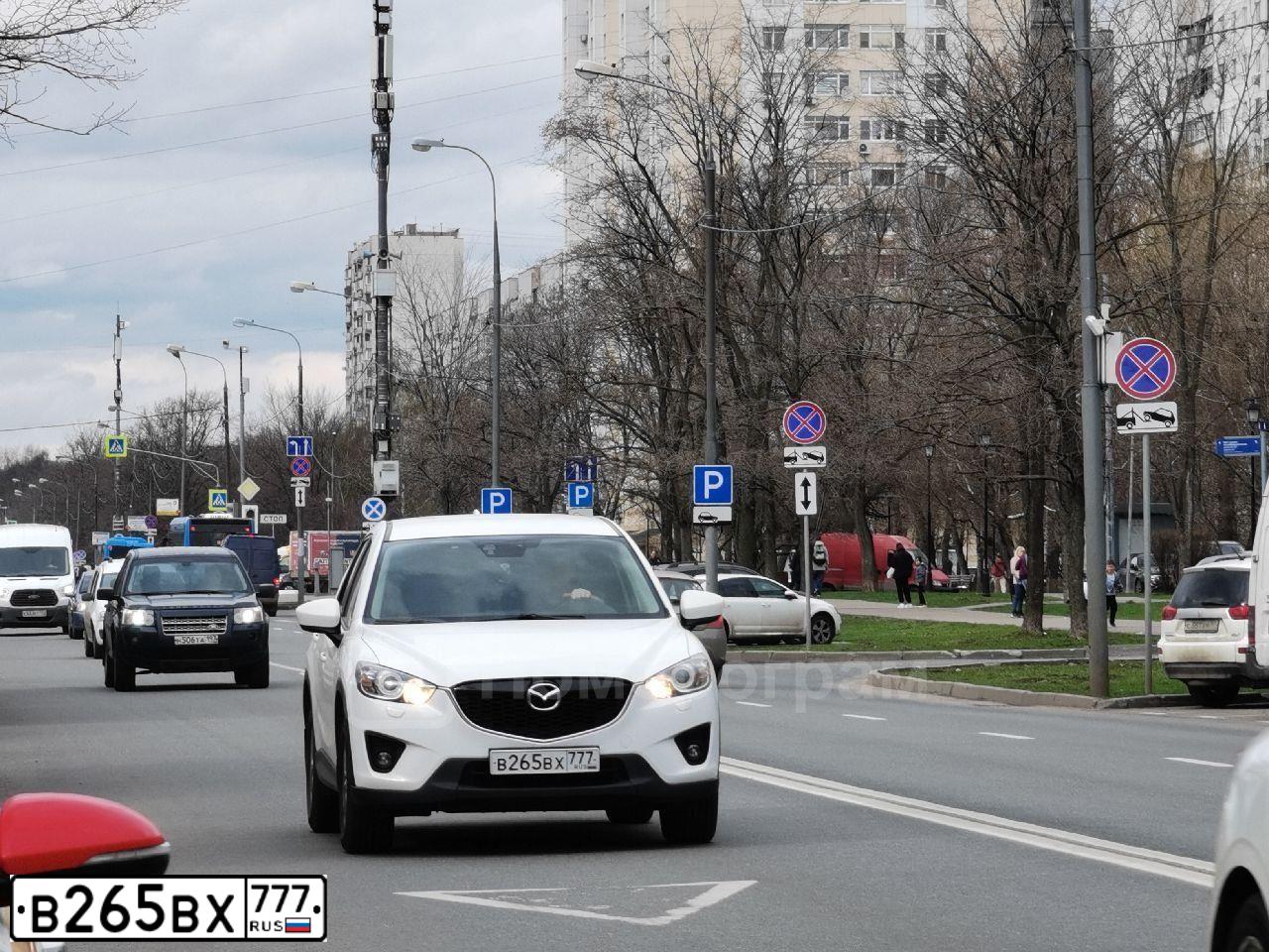 Фото автомобиля MAZDA CX-5, 2014 — госномер В265ВХ777. Цвет: БЕЛЫЙ