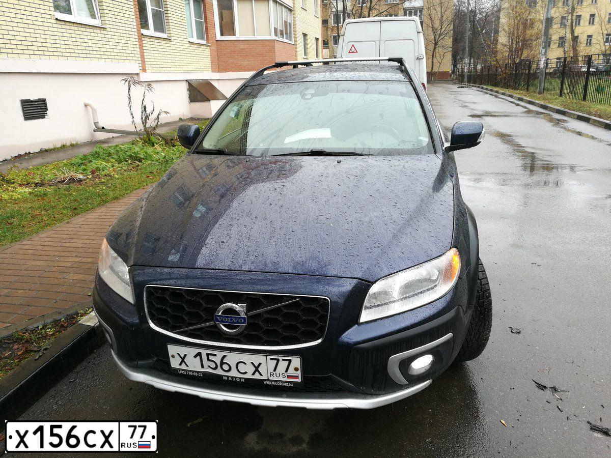 Фото автомобиля VOLVO XC70, 2013 — госномер У542АУ44. Цвет: СИНИЙ