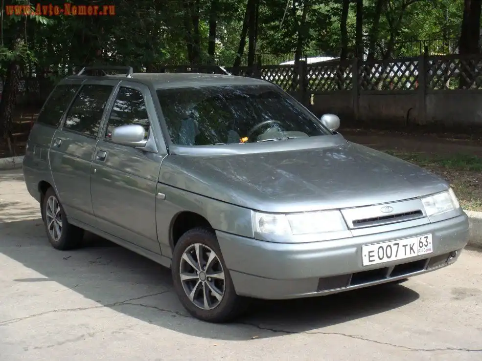 Фото автомобиля NISSAN X-TRAIL, 2012 — госномер Е007ТК63. Цвет: БЕЛЫЙ