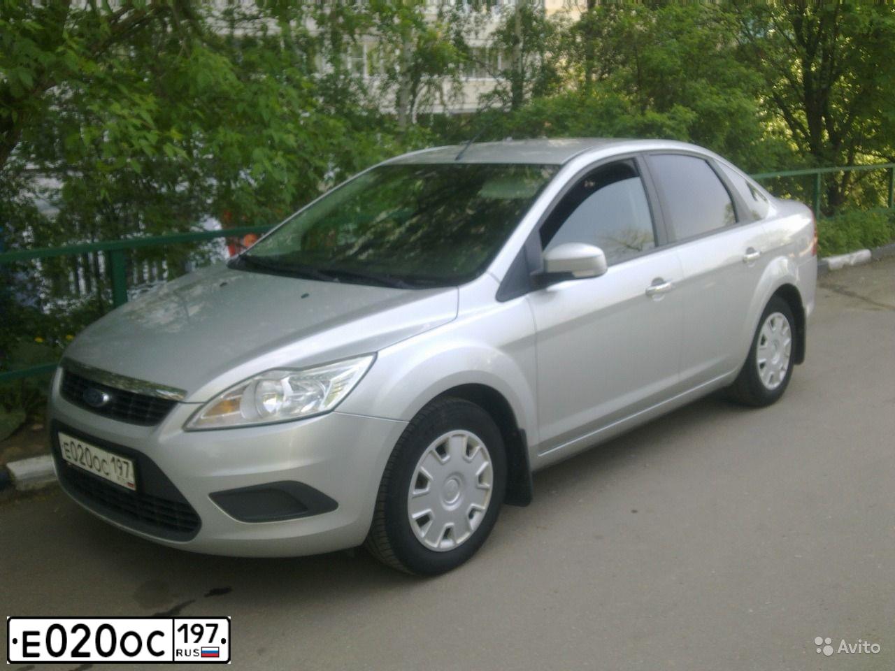Фото автомобиля FORD D FOCUS, 2011 — госномер Е020ОС197. Цвет: СЕРЕБРИСТЫЙ