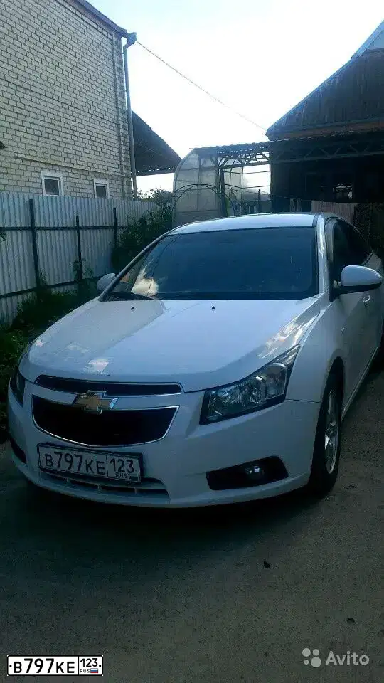 Фото автомобиля CHEVROLET CRUZE, 2012 — госномер В797КЕ123. Цвет: Белый