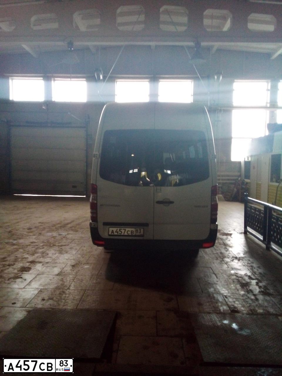 Фото автомобиля MERCEDES SPRINTER, 2017 — госномер Р592ТО11. Цвет: Белый