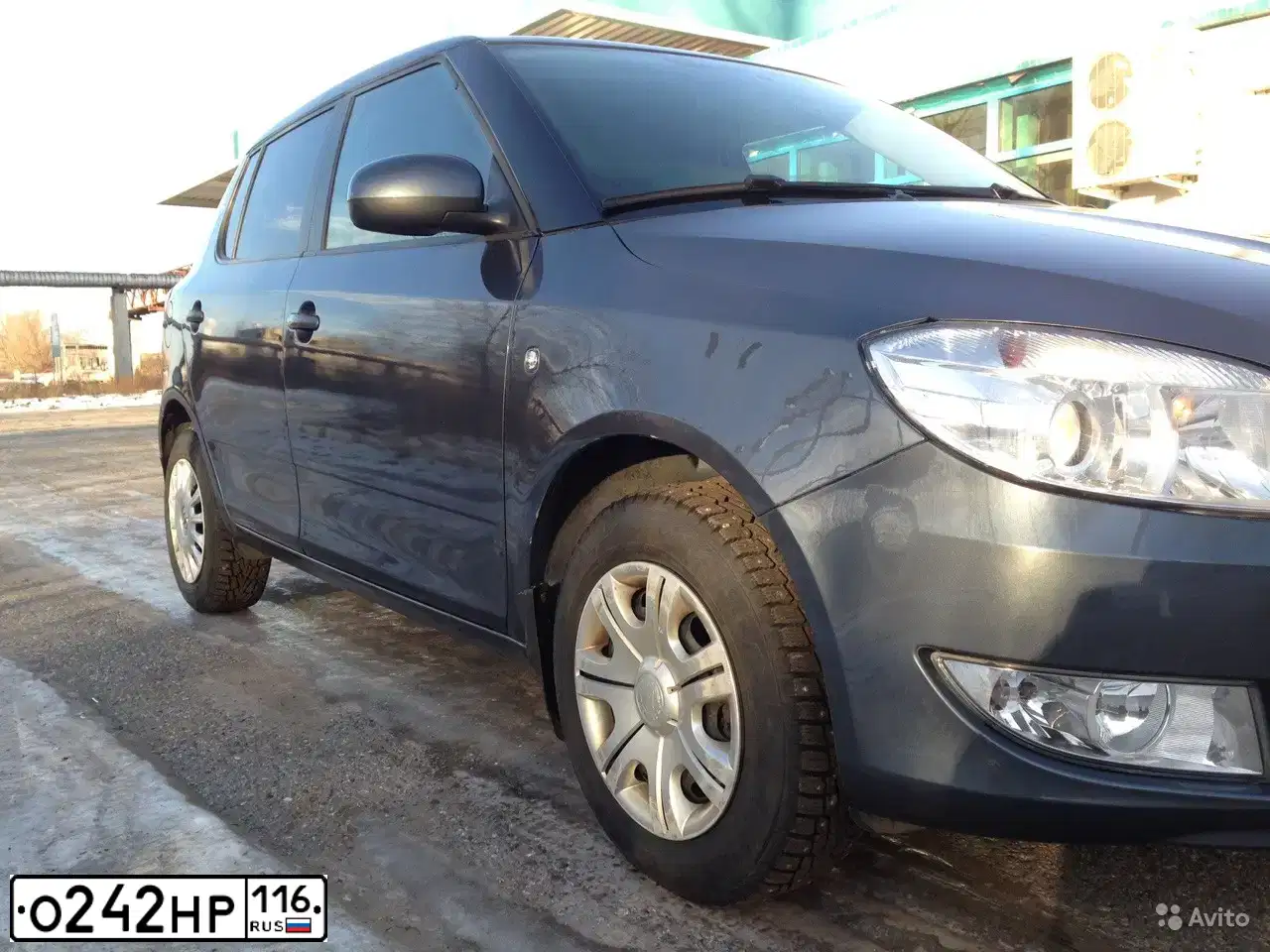 Фото автомобиля SKODA FABIA, 2011 — госномер О720КС716. Цвет: ТЕМНО-СЕРЫЙ
