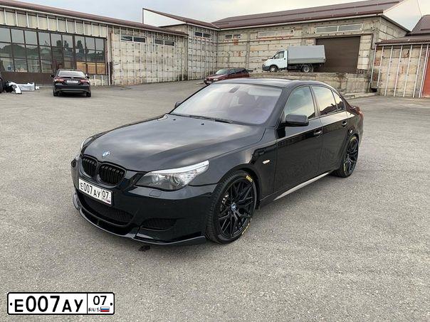 Фото автомобиля BMW SERIE 5, 2005 — госномер О316КВ07. Цвет: ЧЕРНЫЙ