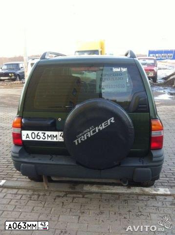Фото автомобиля CHEVROLET TRACKER, 2000 — госномер В786МК156. Цвет: Темно-зеленый