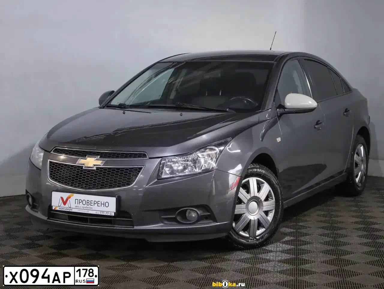 Фото автомобиля CHEVROLET CRUZE, 2011 — госномер Х094АР178. Цвет: СЕРЫЙ МЕТАЛЛИК