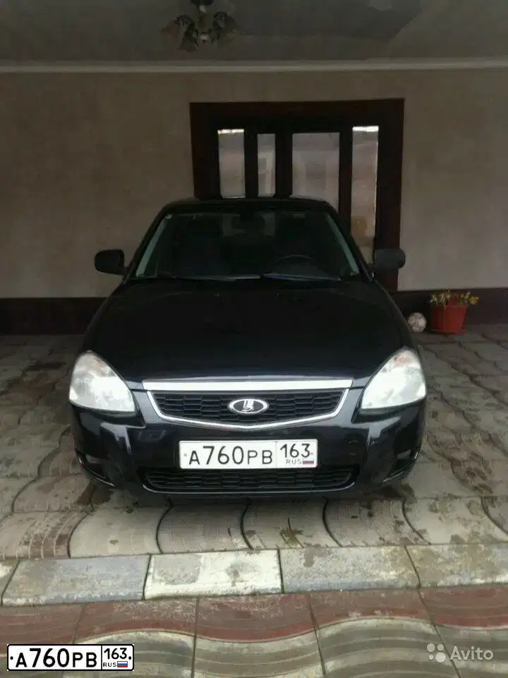 Фото автомобиля LADA 2170 PRIORA, 2009 — госномер Е093ВМ95. Цвет: Сине-Черный