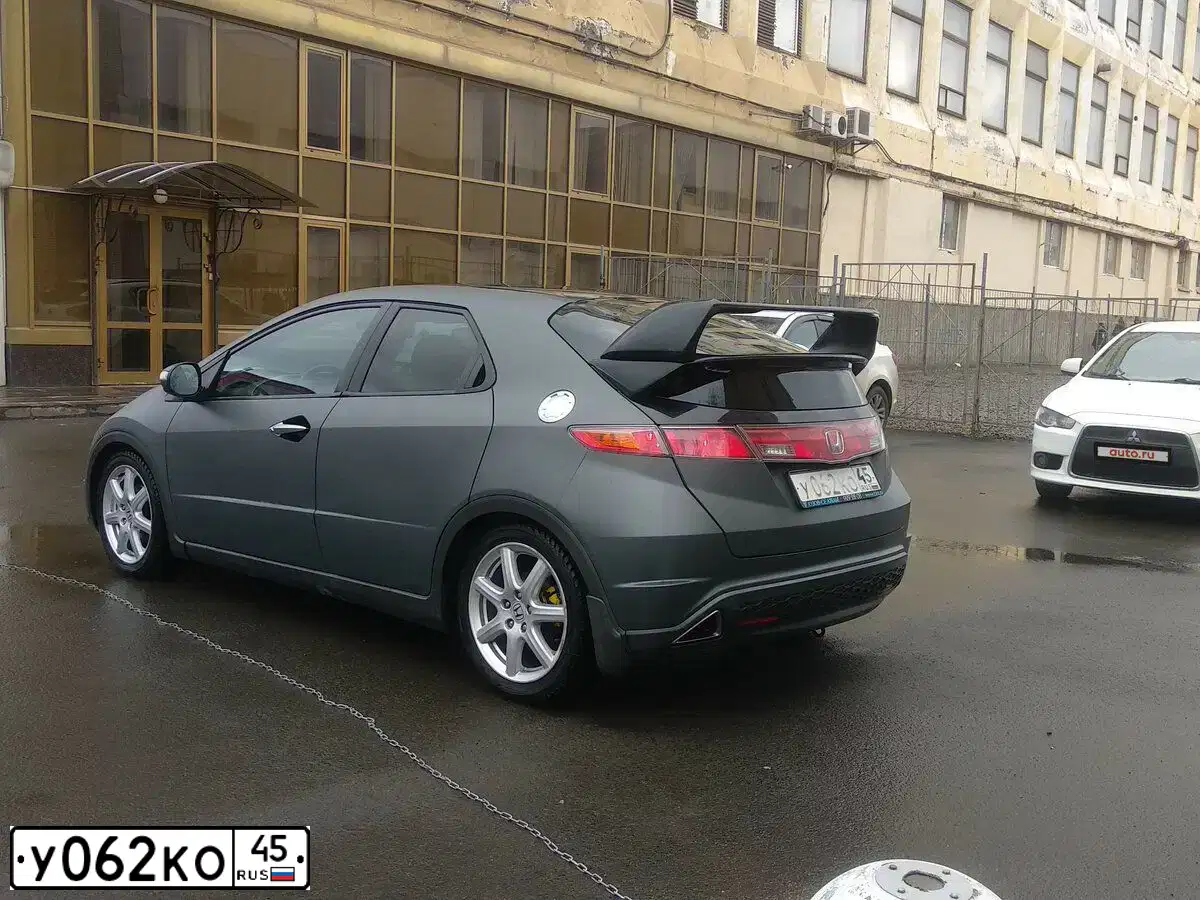Фото автомобиля HONDA CIVIC, 2008 — госномер Е463ВС198. Цвет: ЧЕРНЫЙ
