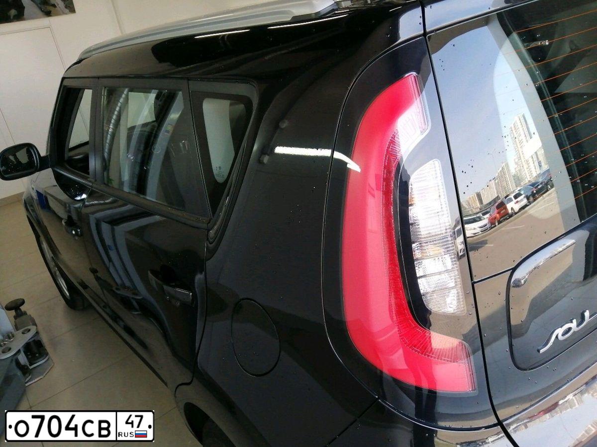Фото автомобиля KIA SOUL, 2017 — госномер Н970ХК198. Цвет: ЧЕРНЫЙ