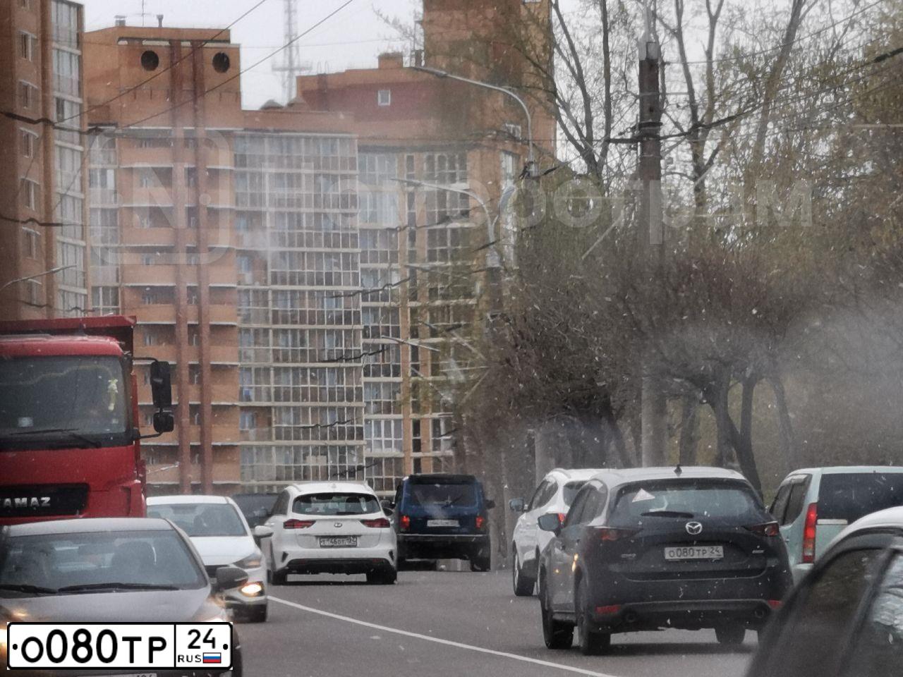 Фото автомобиля MAZDA CX-5, 2012 — госномер М318НТ124. Цвет: ЧЕРНЫЙ