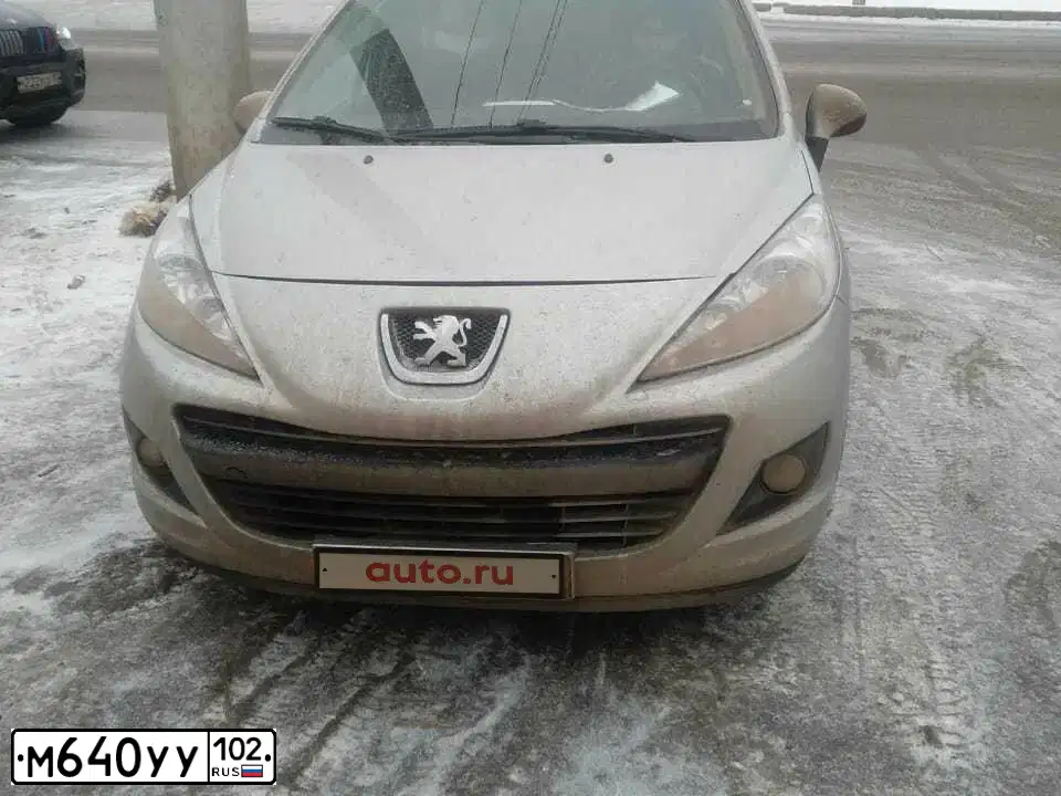 Фото автомобиля PEUGEOT 207, 2009 — госномер М640УУ102. Цвет: СЕРЕБРИСТЫЙ