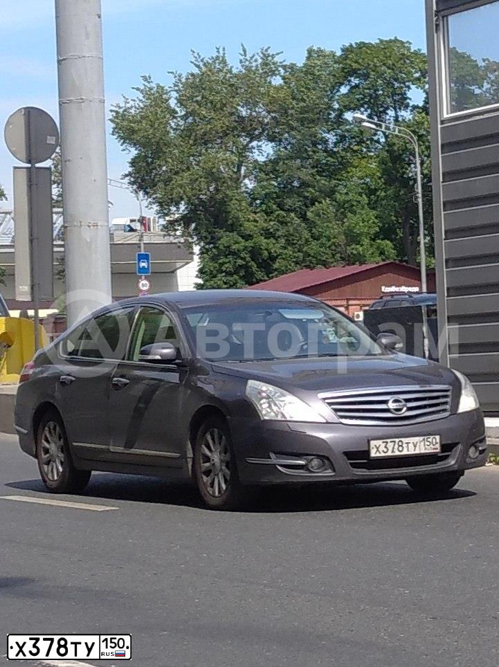 Фото автомобиля NISSAN TEANA, 2008 — госномер Х378ТУ150. Цвет: ФИОЛЕТОВЫЙ
