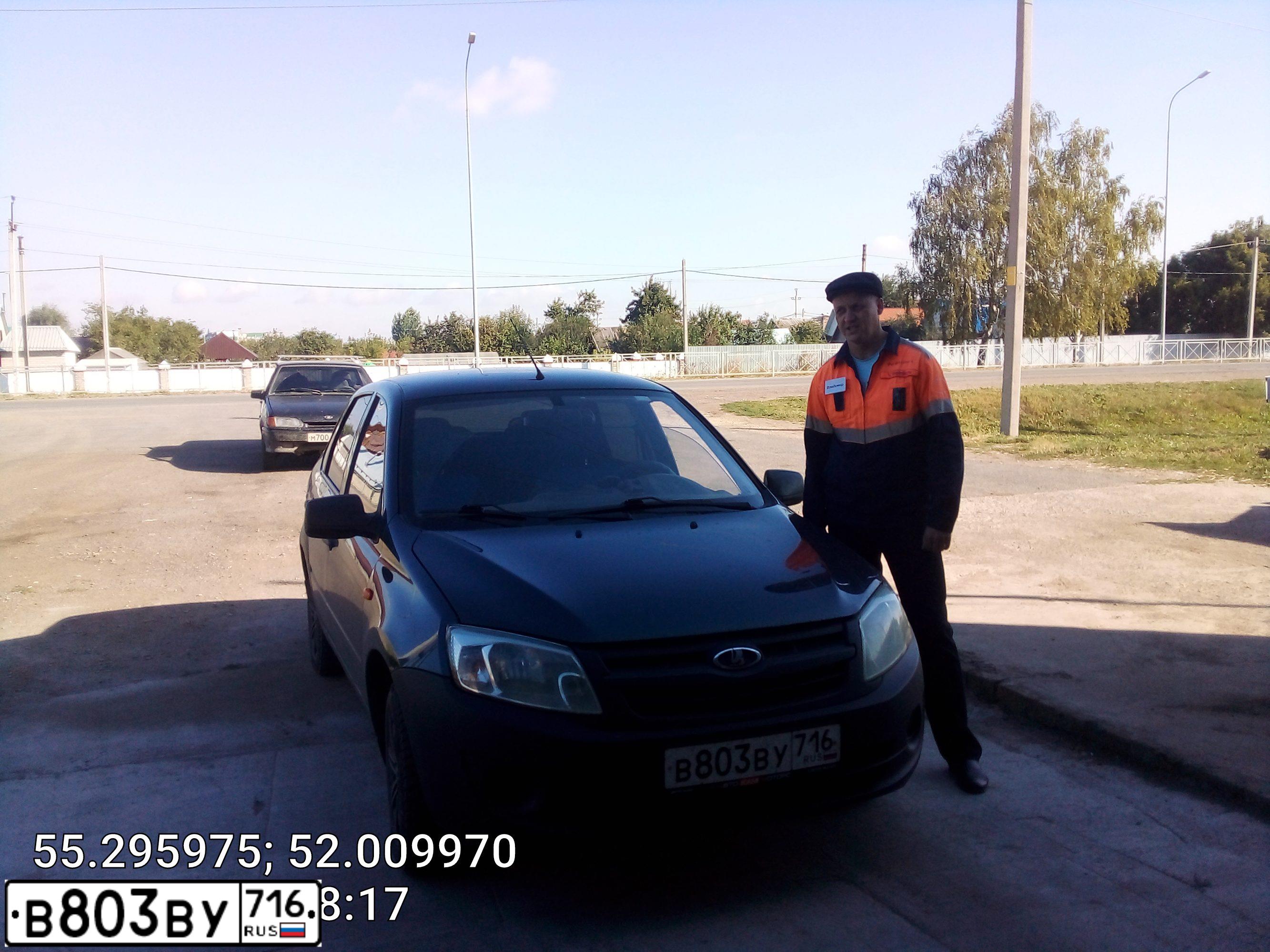Фото автомобиля LADA 2190 GRANTA, 2012 — госномер В803ВУ716. Цвет: сине-зеленый