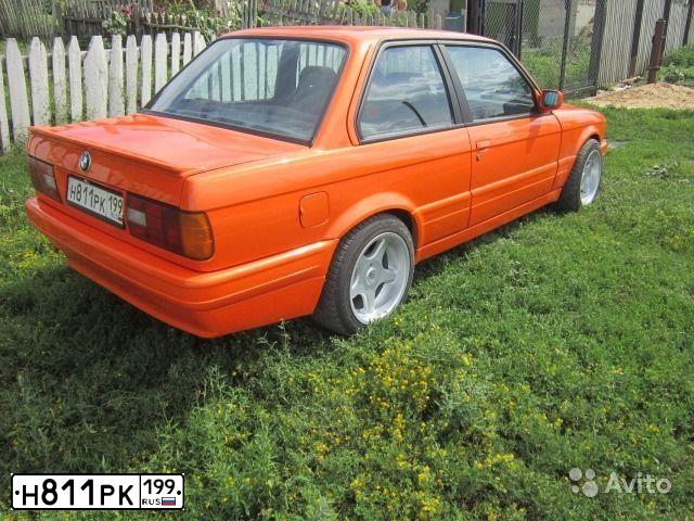 Фото автомобиля BMW БМВ 320, 1990 — госномер Н079СЕ197. Цвет: ОРАНЖЕВЫЙ