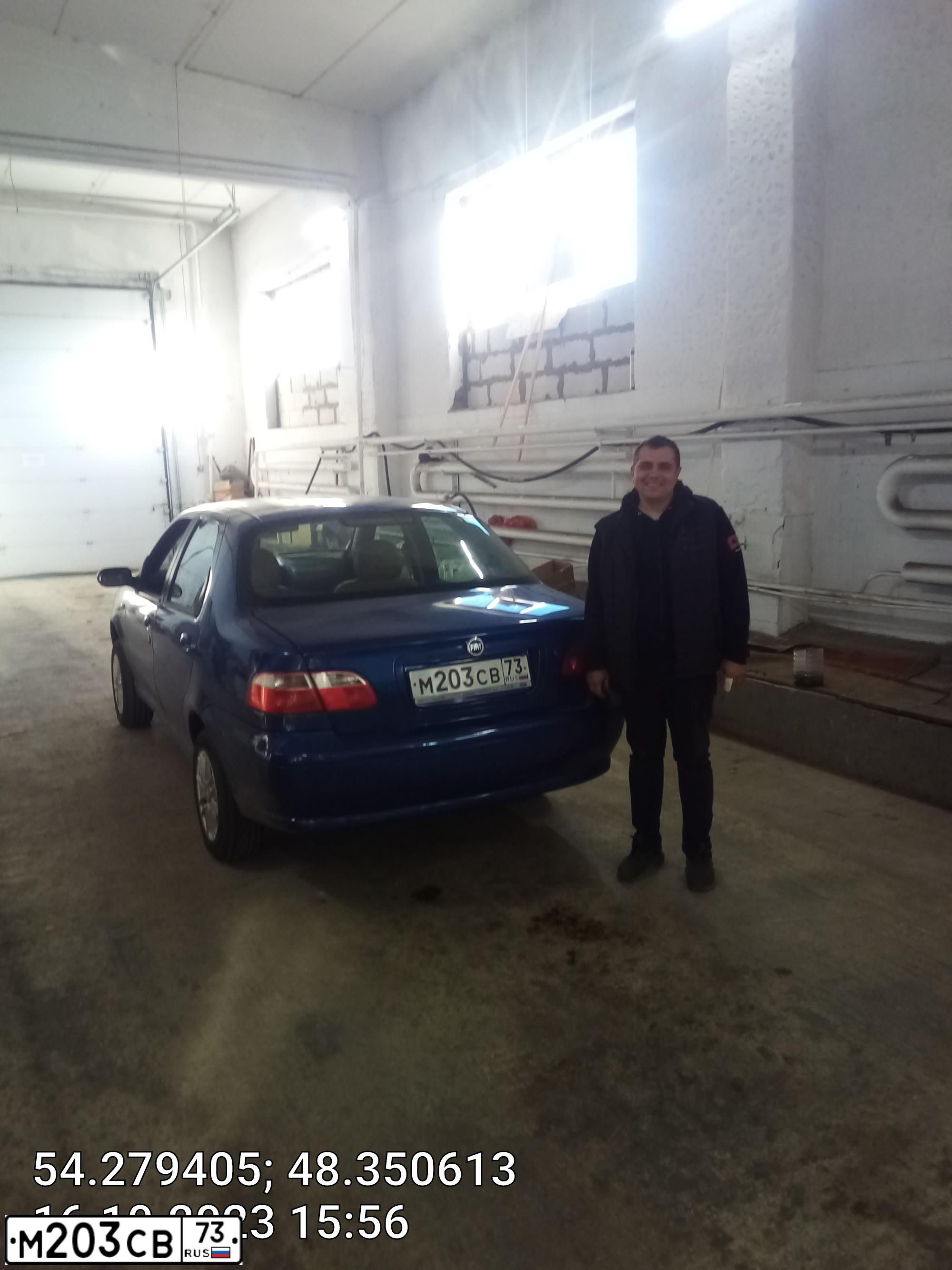 Фото автомобиля FIAT ALBEA, 2007 — госномер М203СВ73. Цвет: СИНИЙ ТЕЗЕЙ