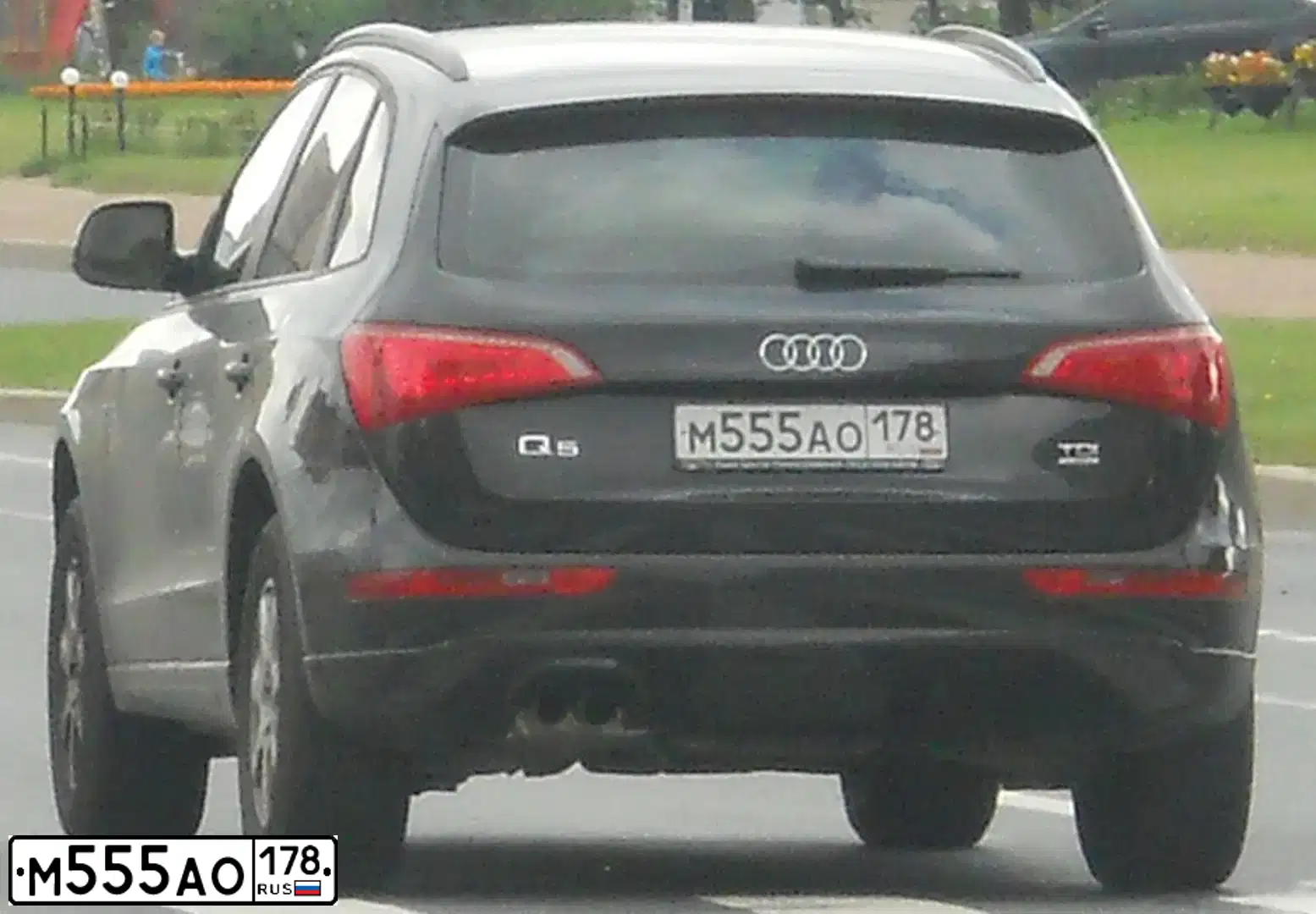 Фото автомобиля AUDI Q5, 2012 — госномер М555АО178. Цвет: ЧЕРНЫЙ