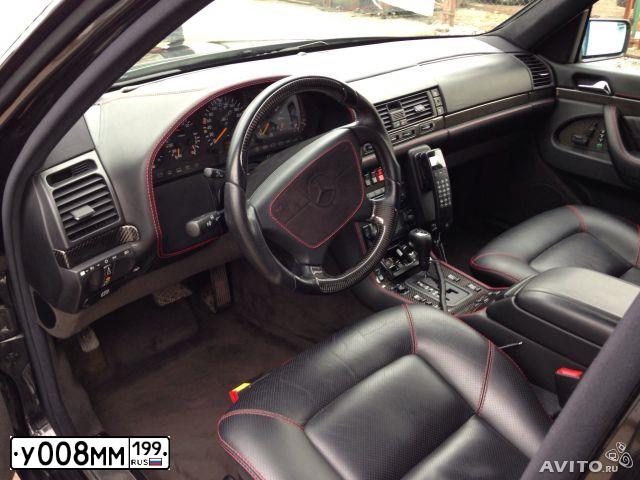 Фото автомобиля MERCEDES-BENZ S320, 1998 — госномер М113ТТ15. Цвет: ЧЕРНЫЙ
