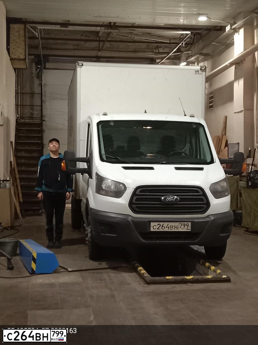 Фото автомобиля FORD TRANSIT, 2017 — госномер О699ТК790