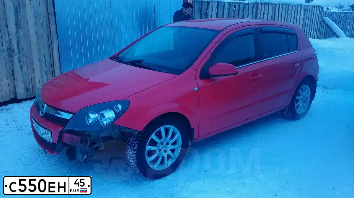 Фото автомобиля VAZ ЛАДА 213100, 2008 — госномер Т100ММ45. Цвет: светло-серебристый металлик