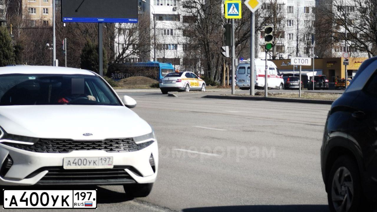 Фото автомобиля CHEVROLET LACETTI, 2011 — госномер У465РТ197. Цвет: СЕРЫЙ