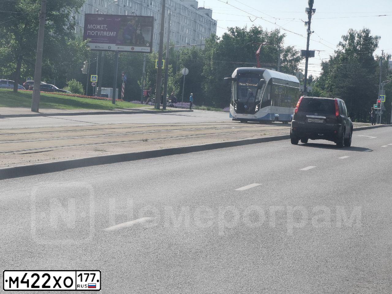 Фото автомобиля NISSAN X-TRAIL, 2007 — госномер С767ОР150. Цвет: ЧЕРНЫЙ
