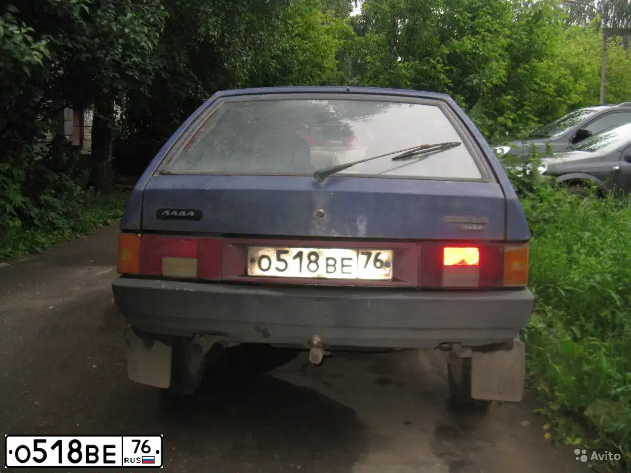 Фото автомобиля ВАЗ 2109, 1988 — госномер Е001ОХ50. Цвет: СИНИЙ