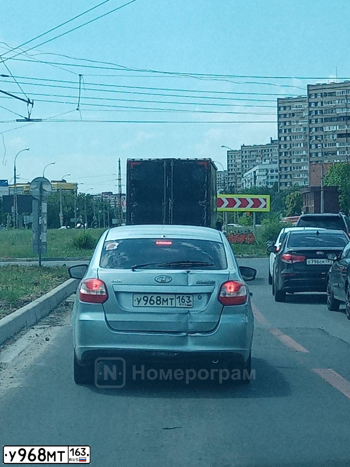 Фото автомобиля LADA 2191 GRANTA, 2015 — госномер У968МТ163. Цвет: ГОЛУБОЙ