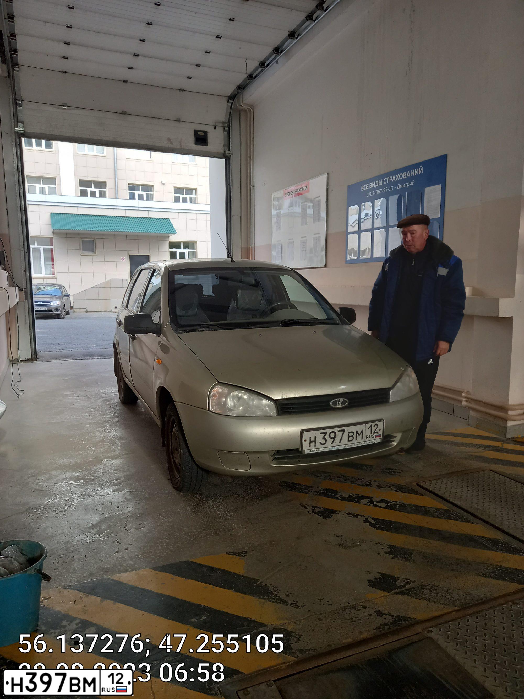 Фото автомобиля LADA KALINA, 2011 — госномер М696СЕ21