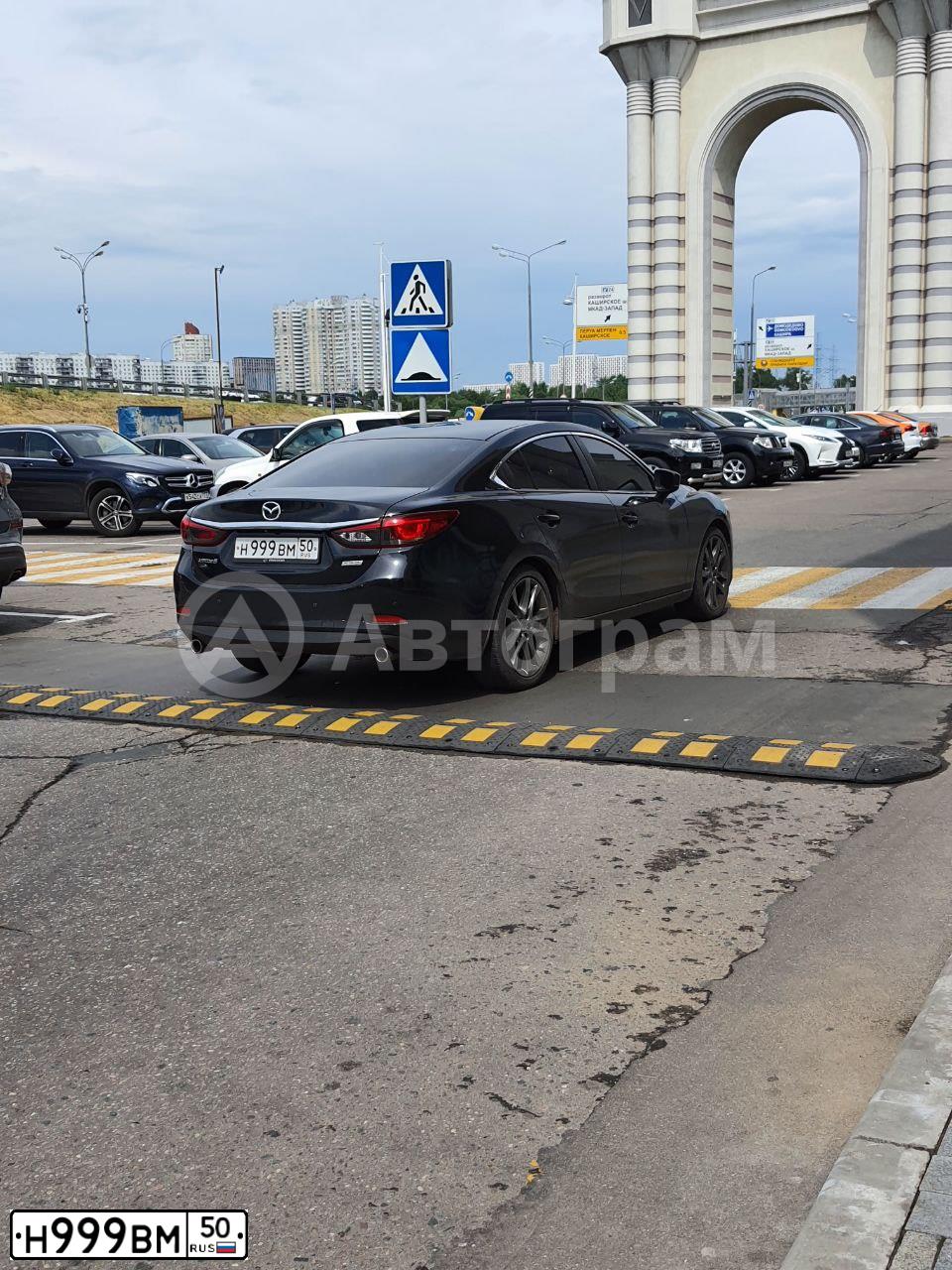 Фото автомобиля MAZDA A 6, 2016 — госномер Н999ВМ50. Цвет: ЧЕРНЫЙ