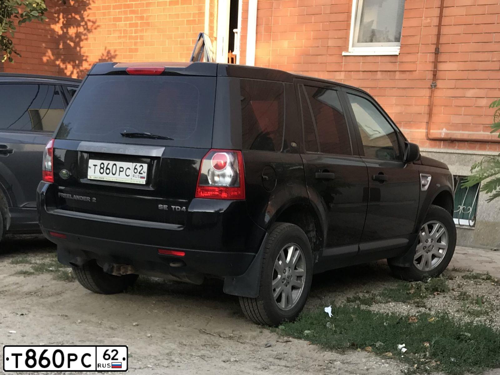 Фото автомобиля LAND ROVER FREELANDER, 2009 — госномер Х424СХ62. Цвет: ЧЕРНЫЙ