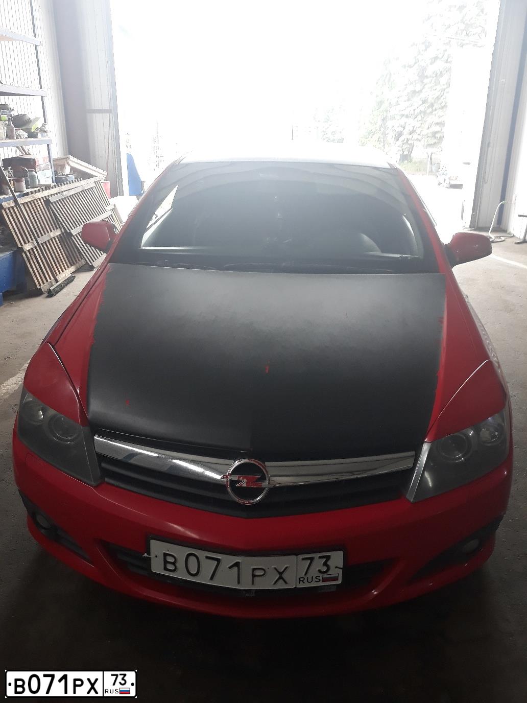 Фото автомобиля OPEL ASTRA, 2006 — госномер В071РХ73. Цвет: КРАСНЫЙ