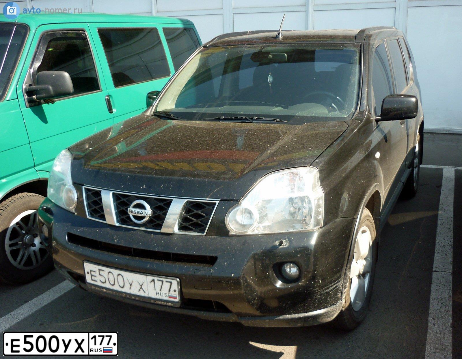 Фото автомобиля NISSAN X-TRAIL, 2014 — госномер У794АЕ250. Цвет: Белый