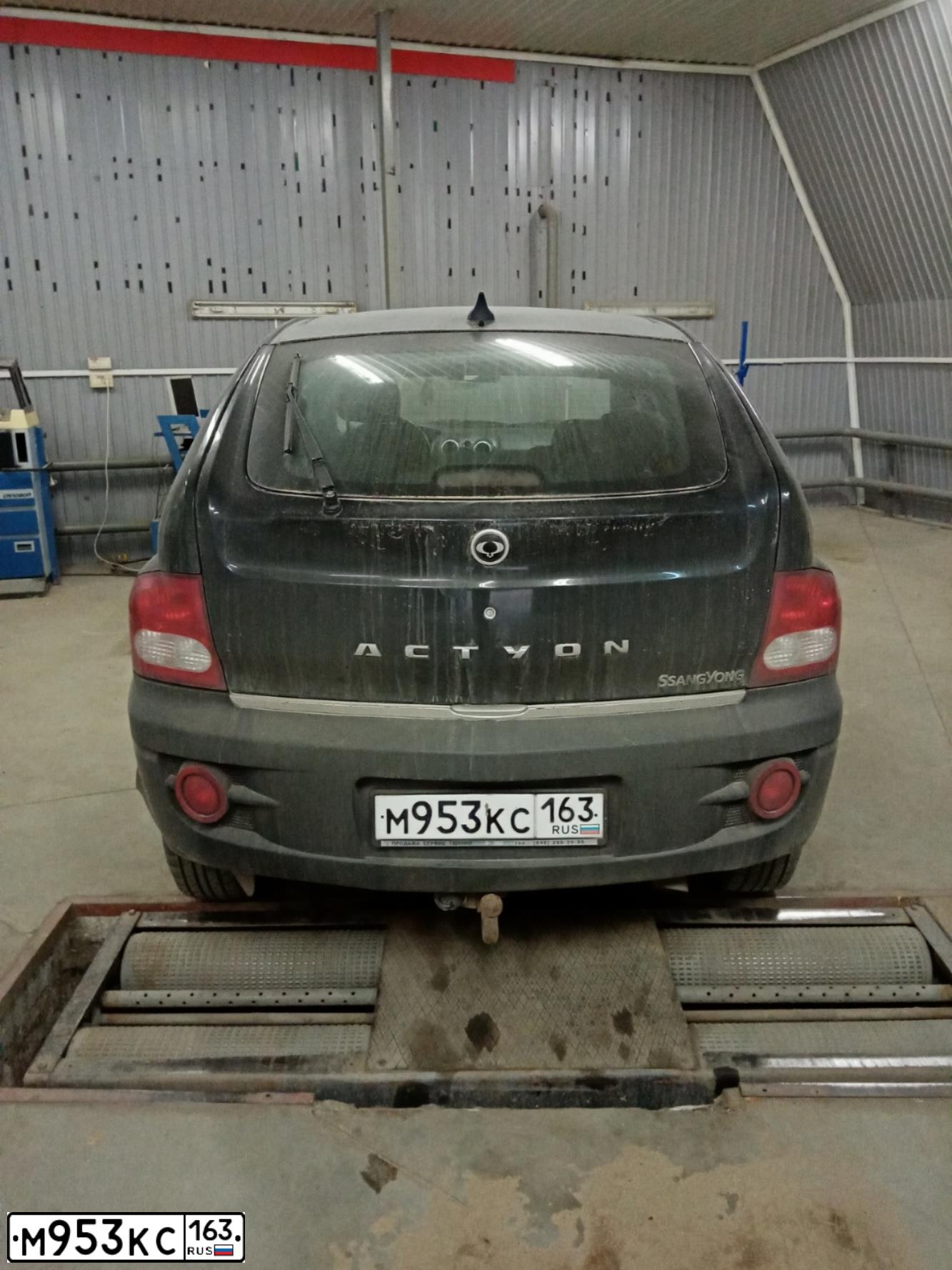 Фото автомобиля SSANGYONG MUSSO, 2008 — госномер М953КС163. Цвет: ЧЕРНЫЙ