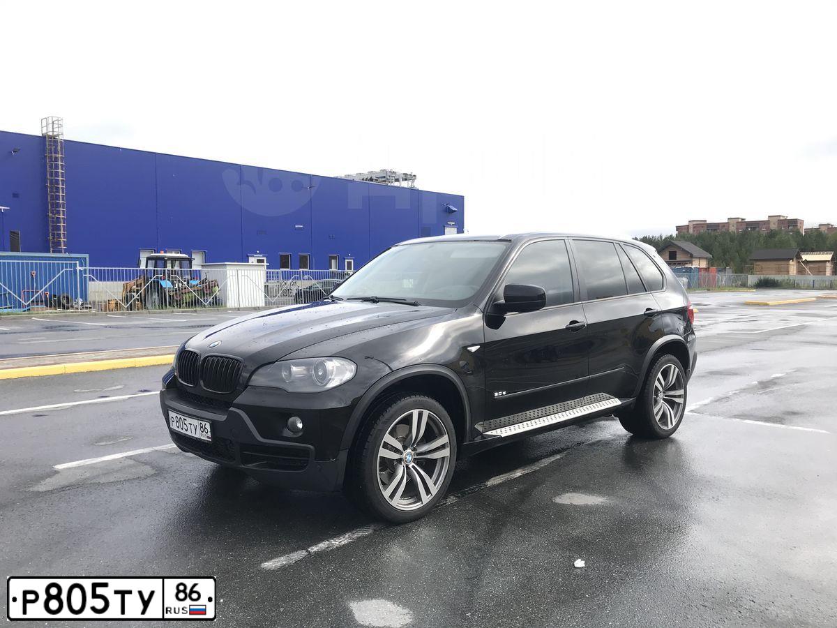 Фото автомобиля BMW X5, 2007 — госномер Р805ТУ86. Цвет: ЧЕРНЫЙ