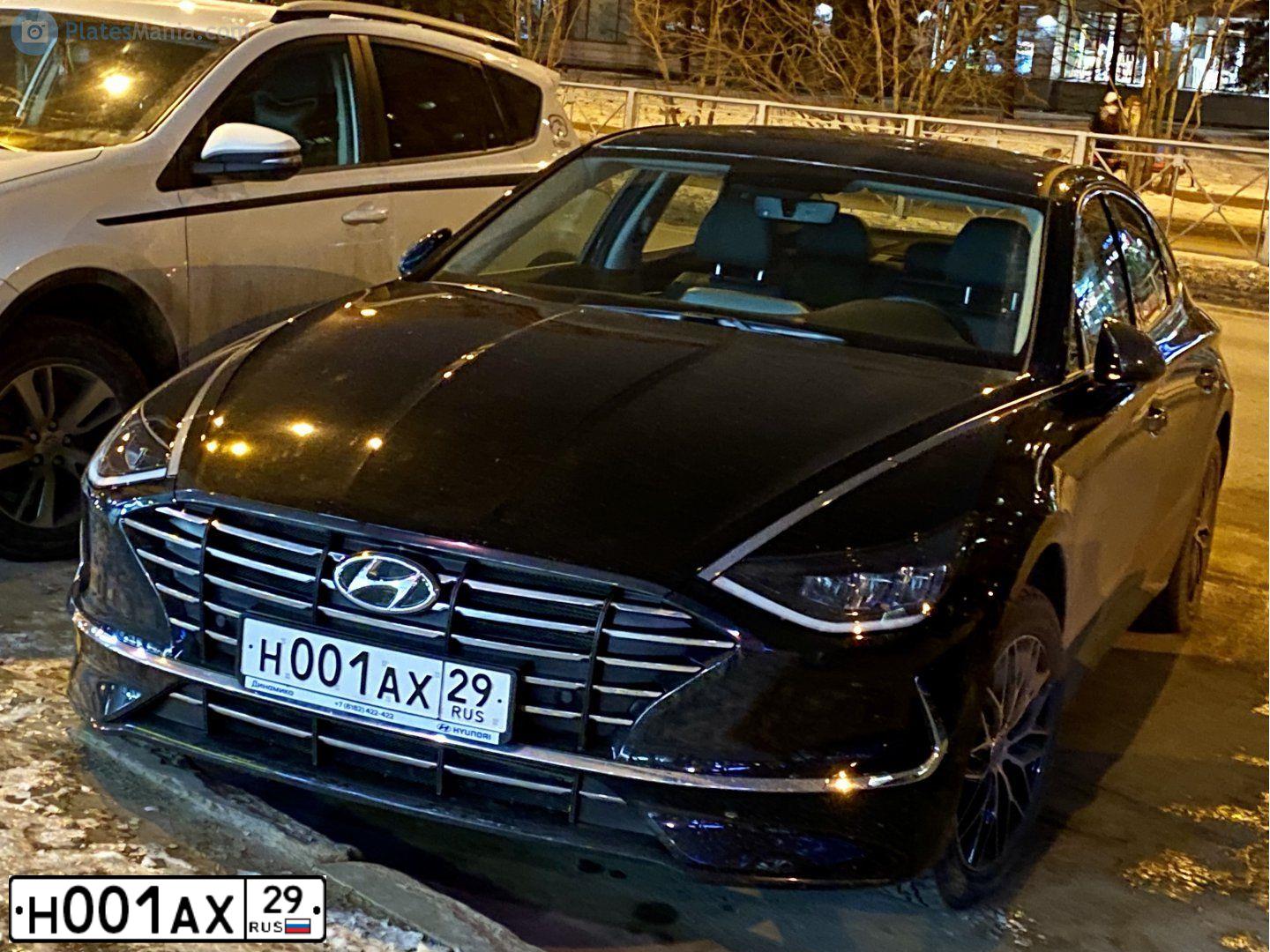 Фото автомобиля HYUNDAI SOLARIS, 2012 — госномер М247ХХ29. Цвет: ЧЕРНО-СЕРЫЙ
