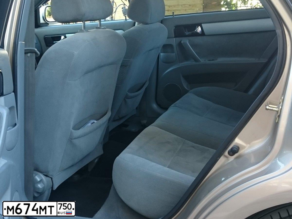 Фото автомобиля CHEVROLET LACETTI, 2005 — госномер М977ЕТ82. Цвет: БЕЖЕВЫЙ