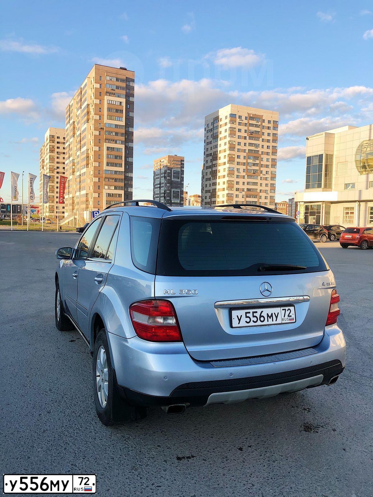 Фото автомобиля MERCEDES M-KLASSE, 2007 — госномер О502ОО78. Цвет: СВЕТЛО-ГОЛУБОЙ