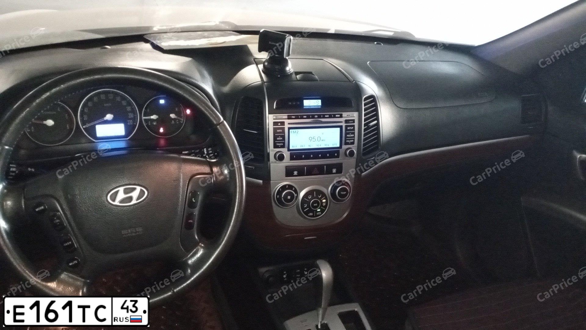 Фото автомобиля HYUNDAI SANTA FE, 2009 — госномер Е161ТС43. Цвет: СВЕТЛО-СЕРЫЙ