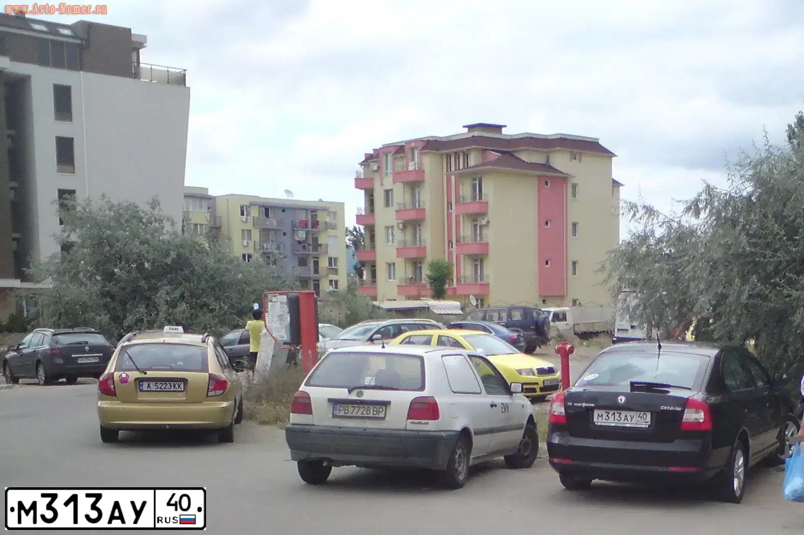 Фото автомобиля SKODA OCTAVIA, 2010 — госномер В986НУ761. Цвет: ЧЕРНЫЙ