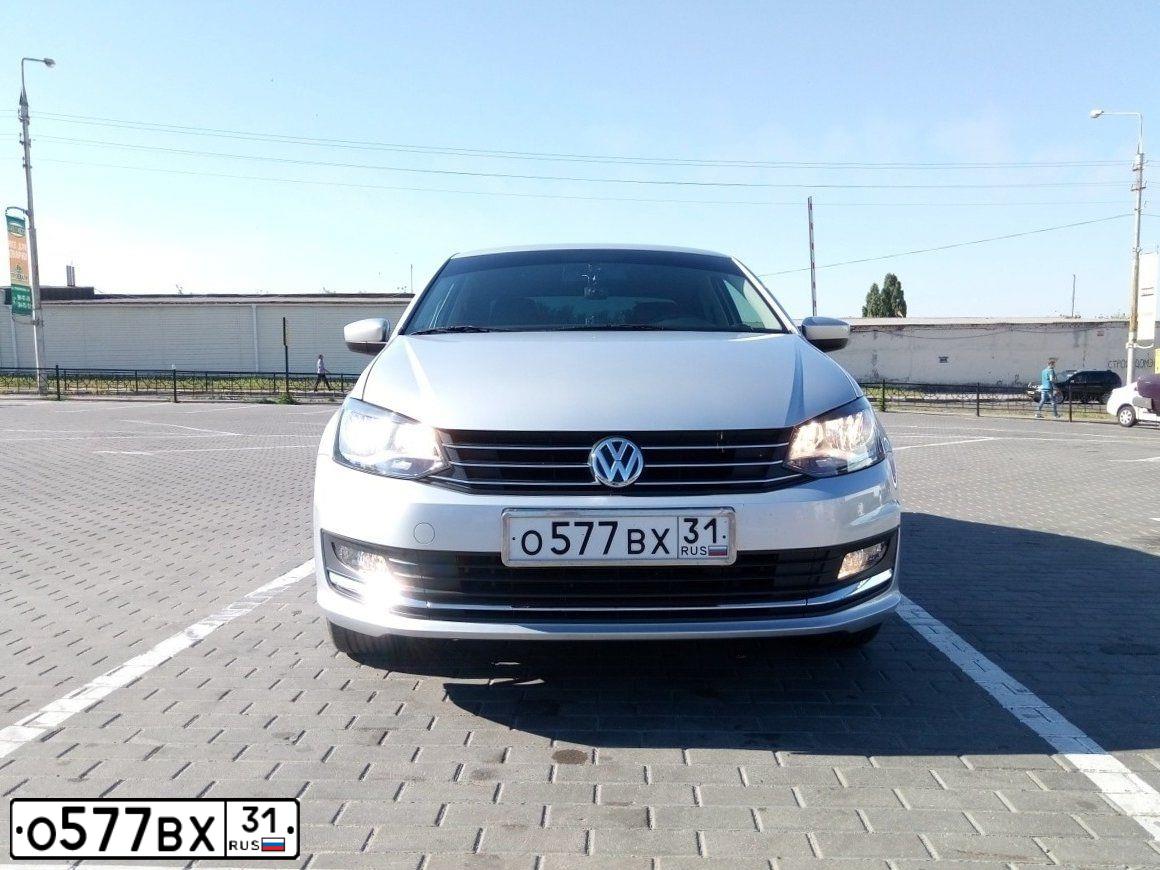 Фото автомобиля VOLKSWAGEN POLO, 2015 — госномер А956ЕА761. Цвет: серебристый