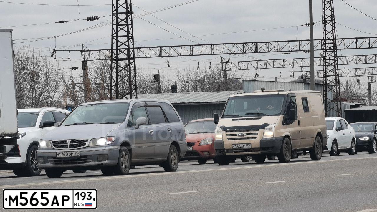 Фото автомобиля BMW SERIE 7, 2004 — госномер М565АР193. Цвет: ЧЕРНЫЙ