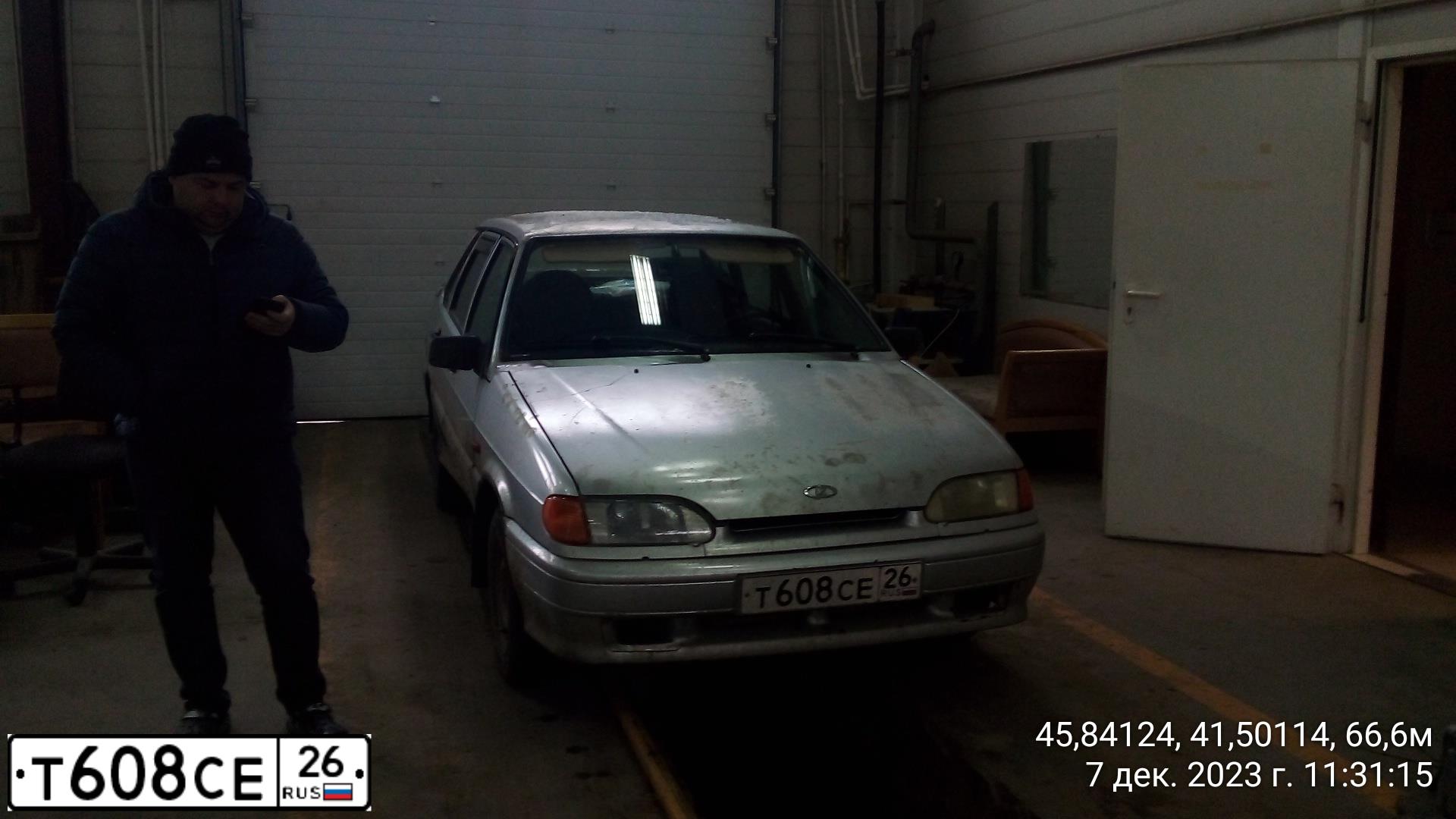 Фото автомобиля LADA 2115 SAMARA, 2007 — госномер Т608СЕ26. Цвет: СВЕТЛО-СЕРЕБРИСТЫЙ МЕТАЛЛ