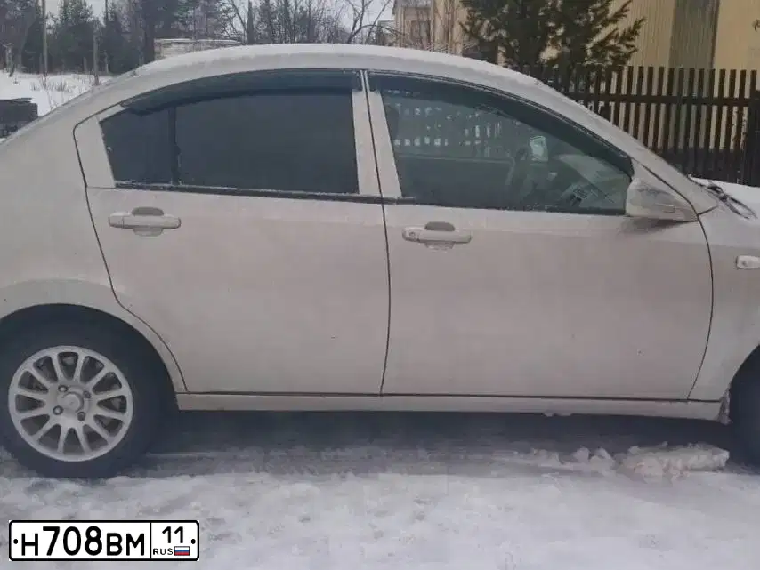 Фото автомобиля CHERY FORA /A21/, 2007 — госномер Н708ВМ11. Цвет: СЕРЫЙ