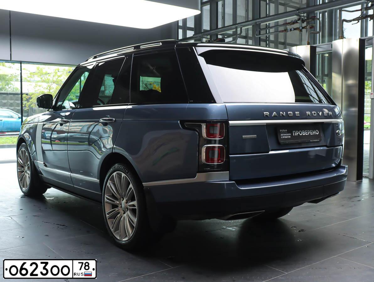 Фото автомобиля LANDROVER RANGE ROVER, 2015 — госномер О623ОО78. Цвет: ЧЕРНЫЙ