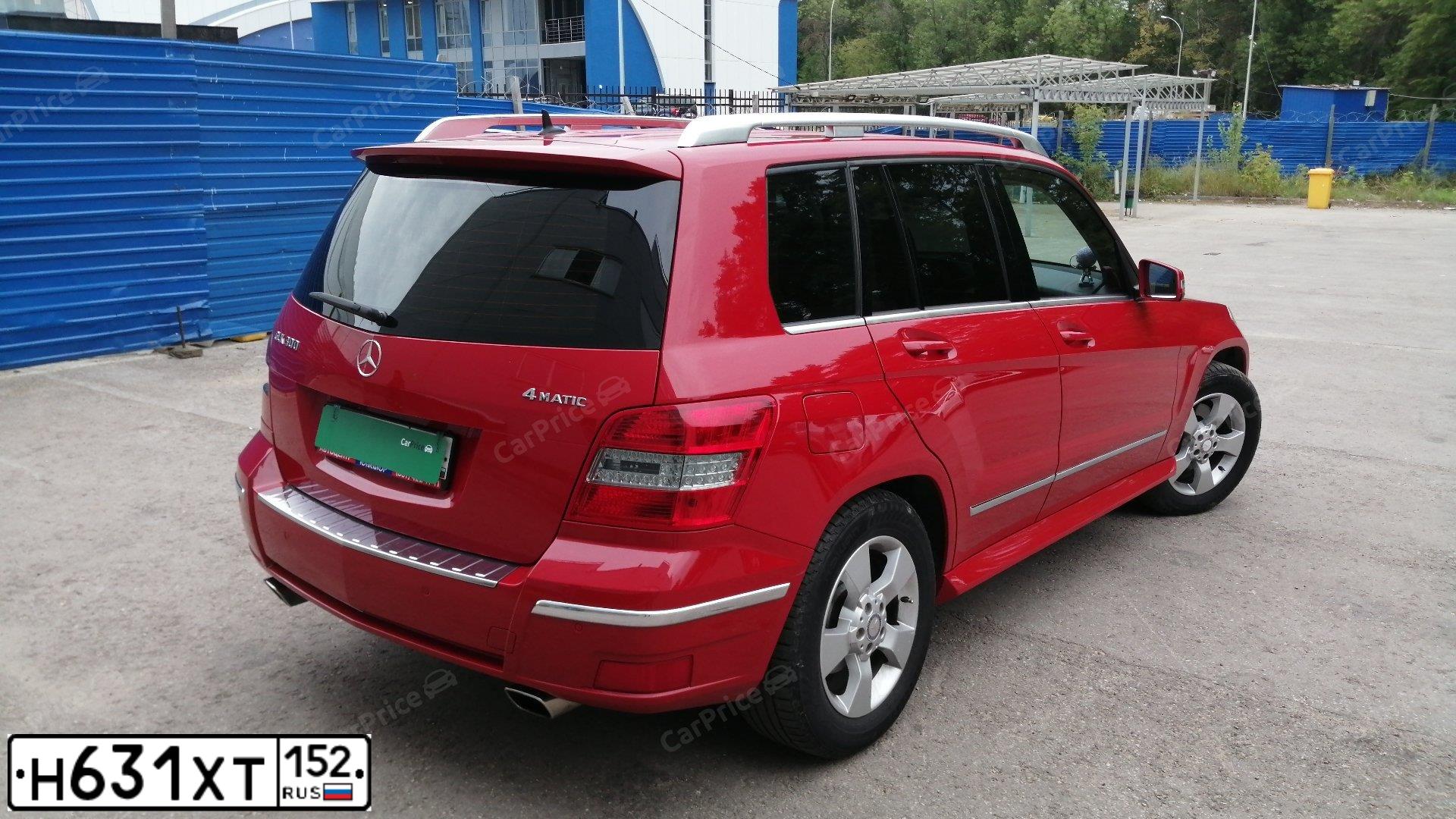 Фото автомобиля MERCEDES GLK-KLASSE, 2010 — госномер С701ЕА58. Цвет: Красный